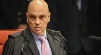 Moraes expede mandado de soltura que autoriza domiciliar a Bolsonaro