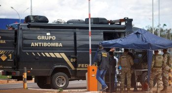 Moraes mantém preso condenado por bomba no aeroporto de Brasília