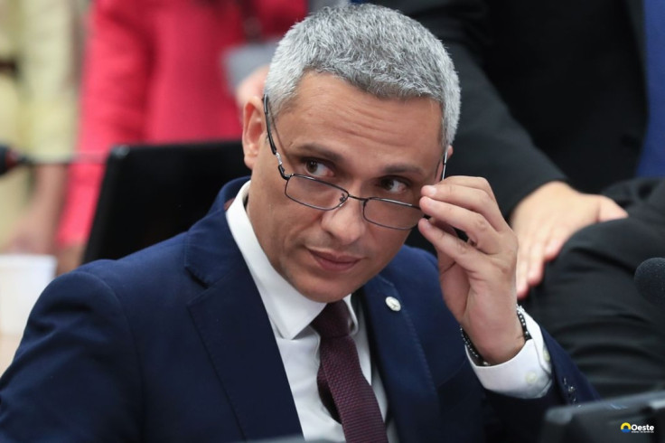 Moraes nega pedido de Gustavo Gayer para visitar Bolsonaro