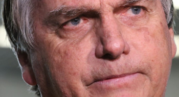 Moraes nega recurso de Bolsonaro contra condenação por trama golpista