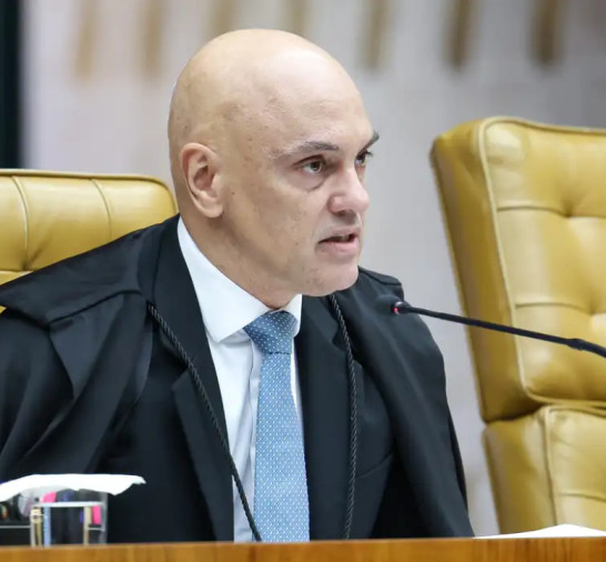 Moraes pede explicações após falhas na tornozeleira de Débora do Batom