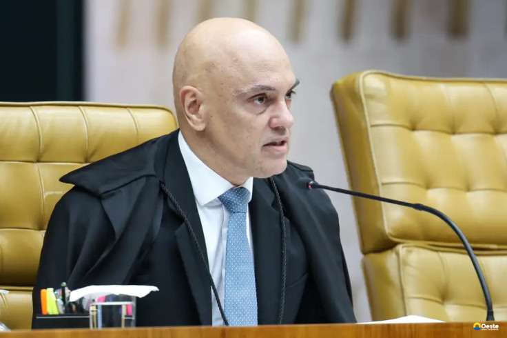Moraes pede explicações após falhas na tornozeleira de Débora do Batom