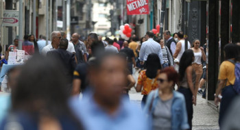 Mortes por câncer colorretal devem aumentar quase 3 vezes até 2030