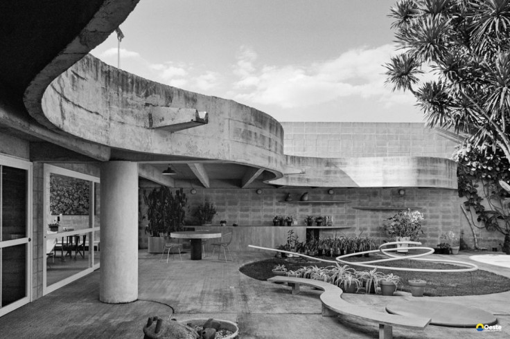 Mostra marca abertura do espaço expositivo Casa-ateliê Tomie Ohtake