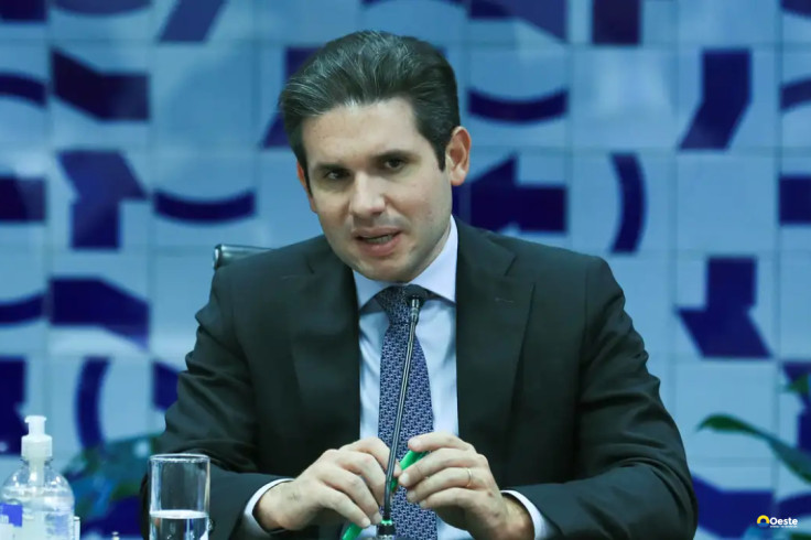 Motta defende PEC da Blindagem e diz que debate foi distorcido