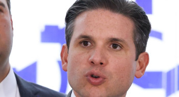 Motta diz que fim da escala 6x1 será debatida por meio de PEC