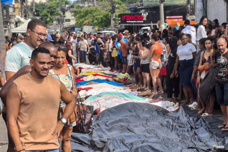 Movimentos sociais no Rio lembram vítimas da Operação Contenção