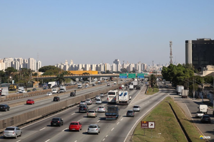 MPRJ pede suspensão das obras na Via Dutra, após risco de alagamento