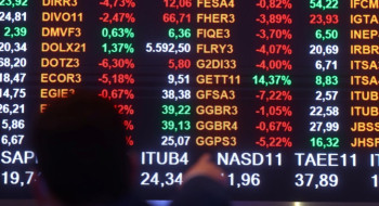 Na nona alta seguida, bolsa supera os 150 mil pontos pela primeira vez