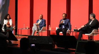 Negros acreditam mais em empresas do que no poder público, diz estudo