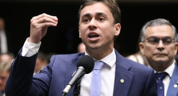 Nikolas Ferreira viajou em jato de Vorcaro na campanha de 2022