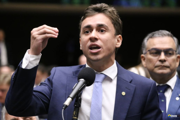 Nikolas Ferreira viajou em jato de Vorcaro na campanha de 2022