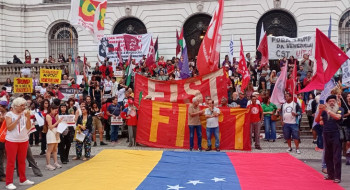 No Rio, Cinelândia tem protesto contra sequestro de Nicolás Maduro