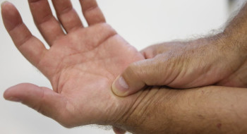 Novas diretrizes ampliam o tratamento de fibromialgia pelo SUS