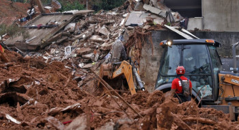 Número de mortos com as chuvas chega a 30 em Minas Gerais