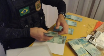 Operação desarticula em SP organização de tráfico de drogas