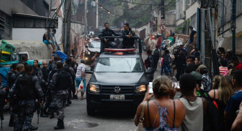 Operações policiais na Maré deixaram 160 mortos em dez anos