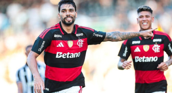Paquetá desencanta, Flamengo vence Botafogo e vai à semi do Carioca