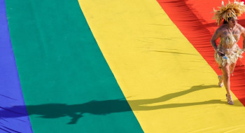 Parada Brasília Orgulho traz campanha do voto contra o preconceito
