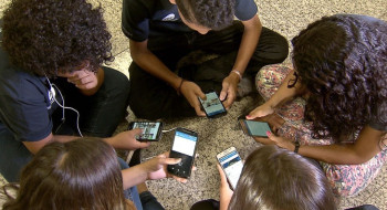 Participação de famílias é desafio do ECA Digital, dizem especialistas