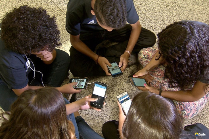 Participação de famílias é desafio do ECA Digital, dizem especialistas