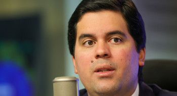 Partidos punem ministros do Esporte e Turismo por desobediência