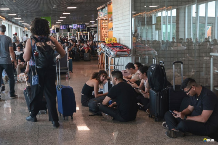 Passageiros de Congonhas relatam cansaço e falta de suporte de aéreas