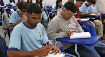 Pé-de-Meia: nascidos em setembro e outubro recebem 8ª parcela