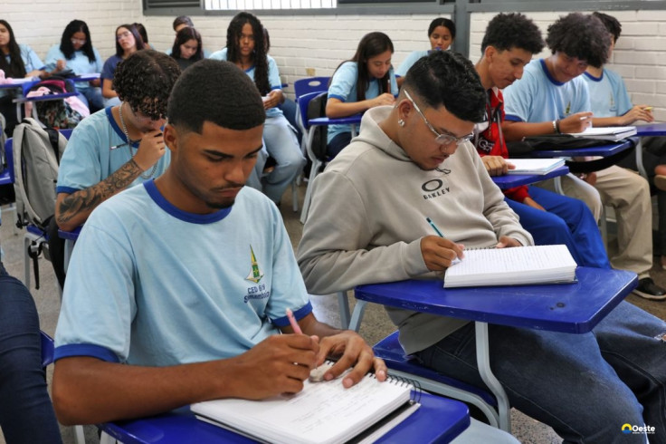 Pé-de-Meia: nascidos em setembro e outubro recebem 8ª parcela