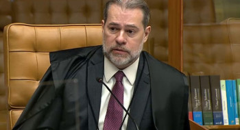 PEC da Blindagem: Dias Toffoli dá dez dias para Câmara se manifestar