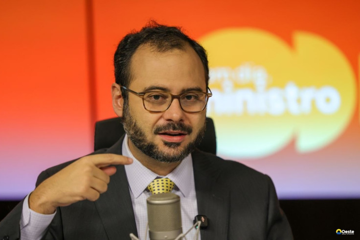 Perdão das dívidas de MEIs é medida fiscal “necessária”, diz ministro