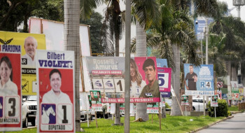 Peru vai às urnas com 35 candidatos presidenciais e resultado incerto
