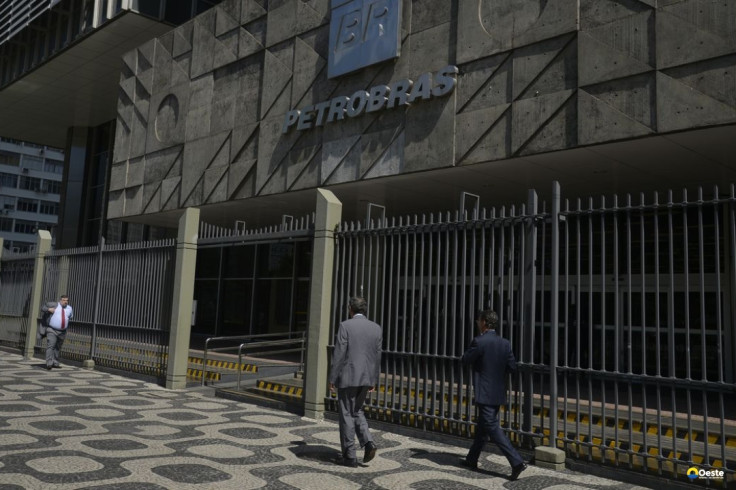 Petroleiros aprovam greve nacional a partir de segunda-feira