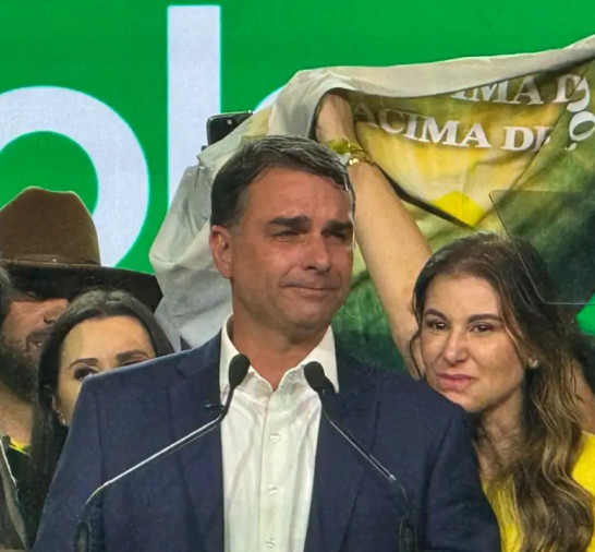 PL oficializa candidatura de Flávio Bolsonaro à Presidência