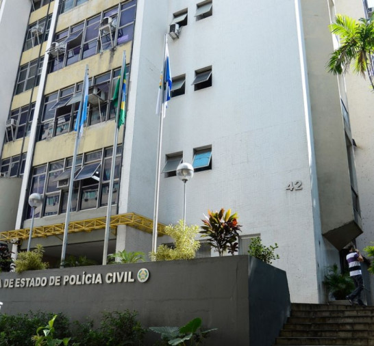 Polícia do Rio faz operações para prender dezenas de integrantes do CV