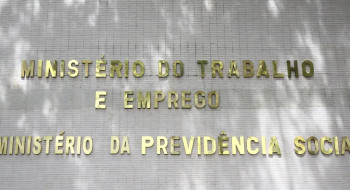 Prazo para contestar descontos indevidos do INSS ​termina dia 14