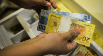 Prazo para sacar abono salarial acaba nesta segunda-feira