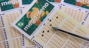 Prêmio de R$ 63 milhões da Mega-Sena será sorteado neste sábado