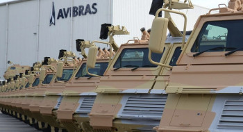 Presidente defende investimento nas Forças Armadas