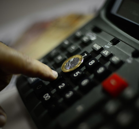 Prévia da inflação oficial fica em 0,06% em julho, diz IBGE