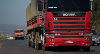 PRF reforça fiscalização em rodovias federais na Operação Natal