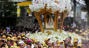 Procissão do Recírio reúne milhares de fiéis em Belém