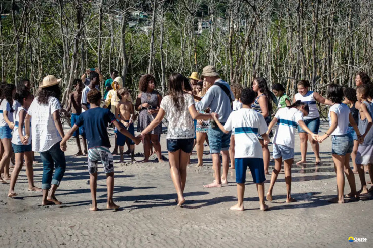 Projeto de música e valorização do mangue conscientiza alunos no Rio