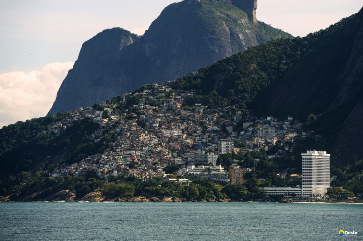 Projeto qualifica mototaxistas de favelas do Rio para atuar no turismo