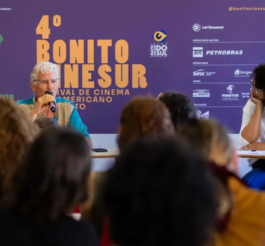 Projeto Vídeo nas Aldeias alerta para risco de perder acervo