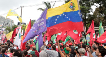 Protesto em SP pede soltura de Maduro e autonomia da Venezuela