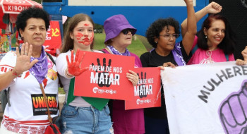 Protestos contra a violência de gênero tomam o Brasil neste 8 de março