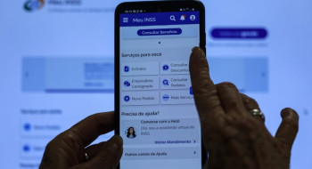 Quatro milhões de pessoas terão de fazer prova de vida no INSS