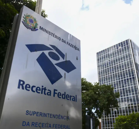 Receita arrecada R$ 3,1 bilhões com IR sobre dividendos
