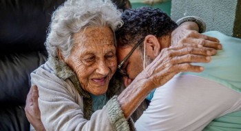 Redação do Enem 2025 aborda as perspectivas para o envelhecimento